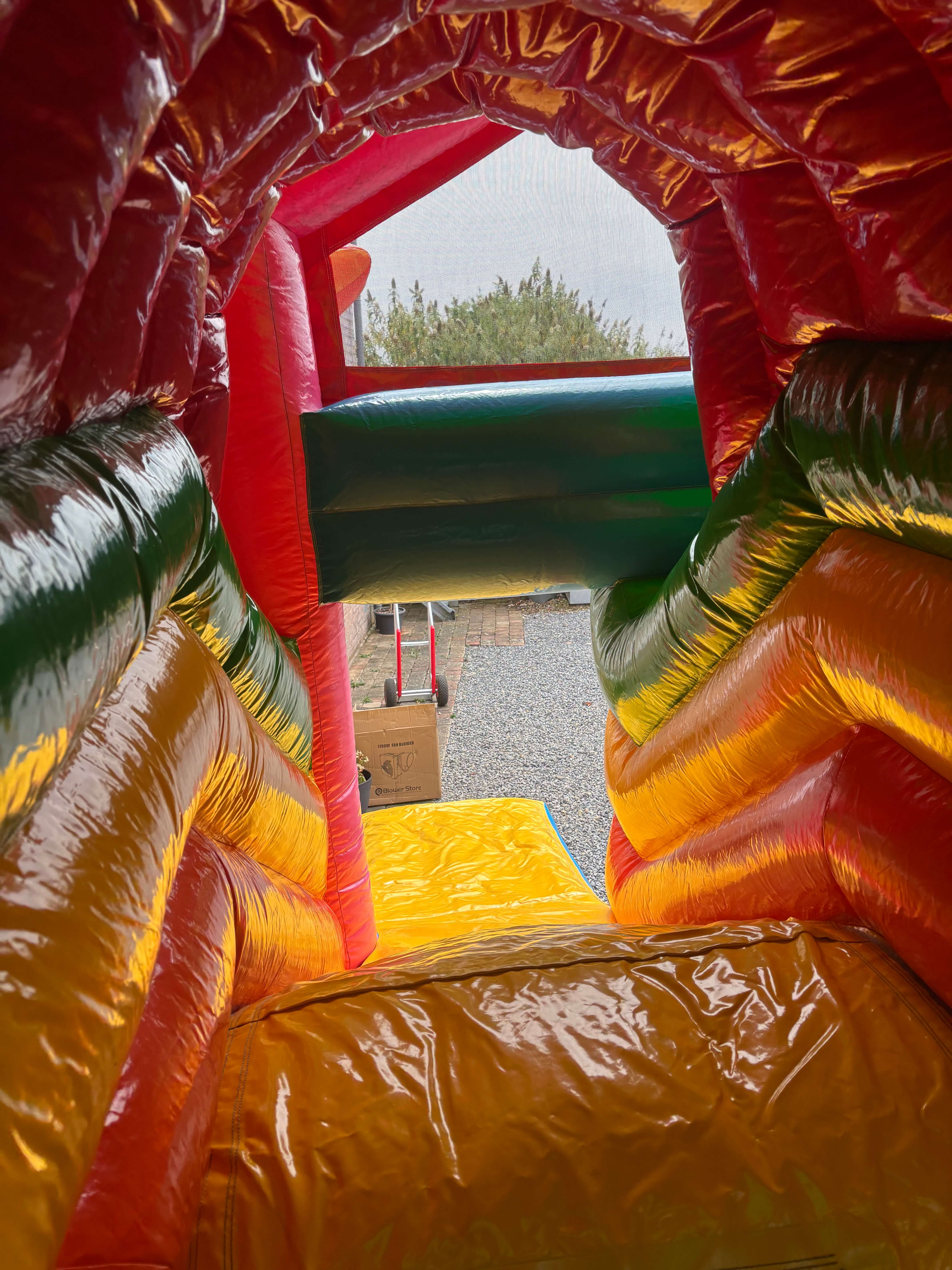 Château gonflable Licorne - Vue 4