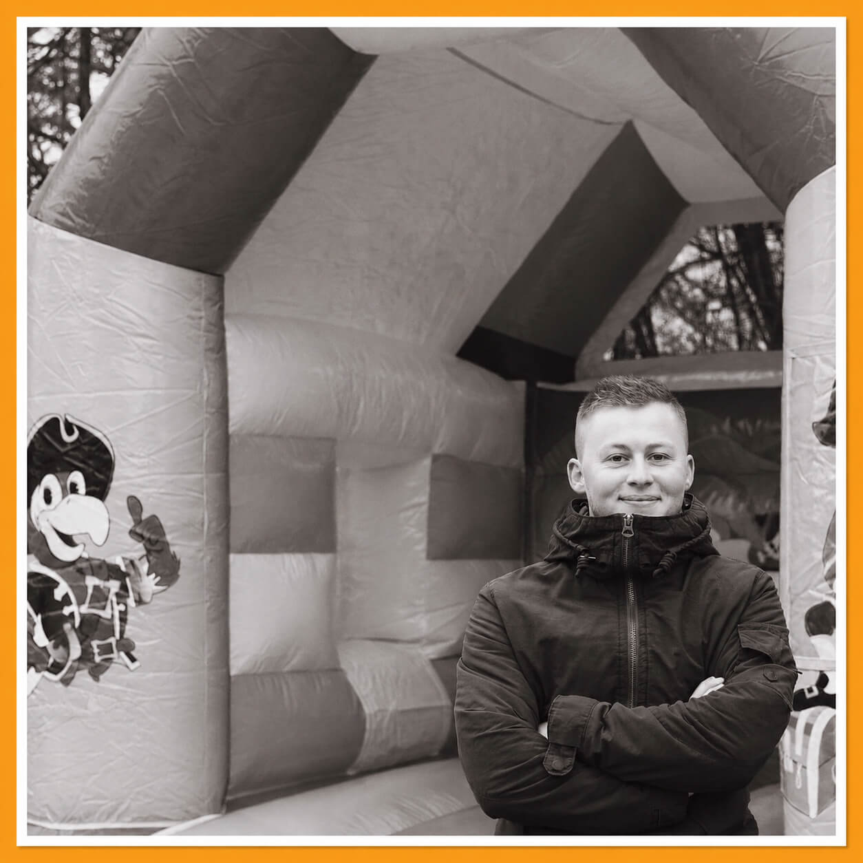2Celebrate - Location de photobooths et châteaux gonflables pour événements